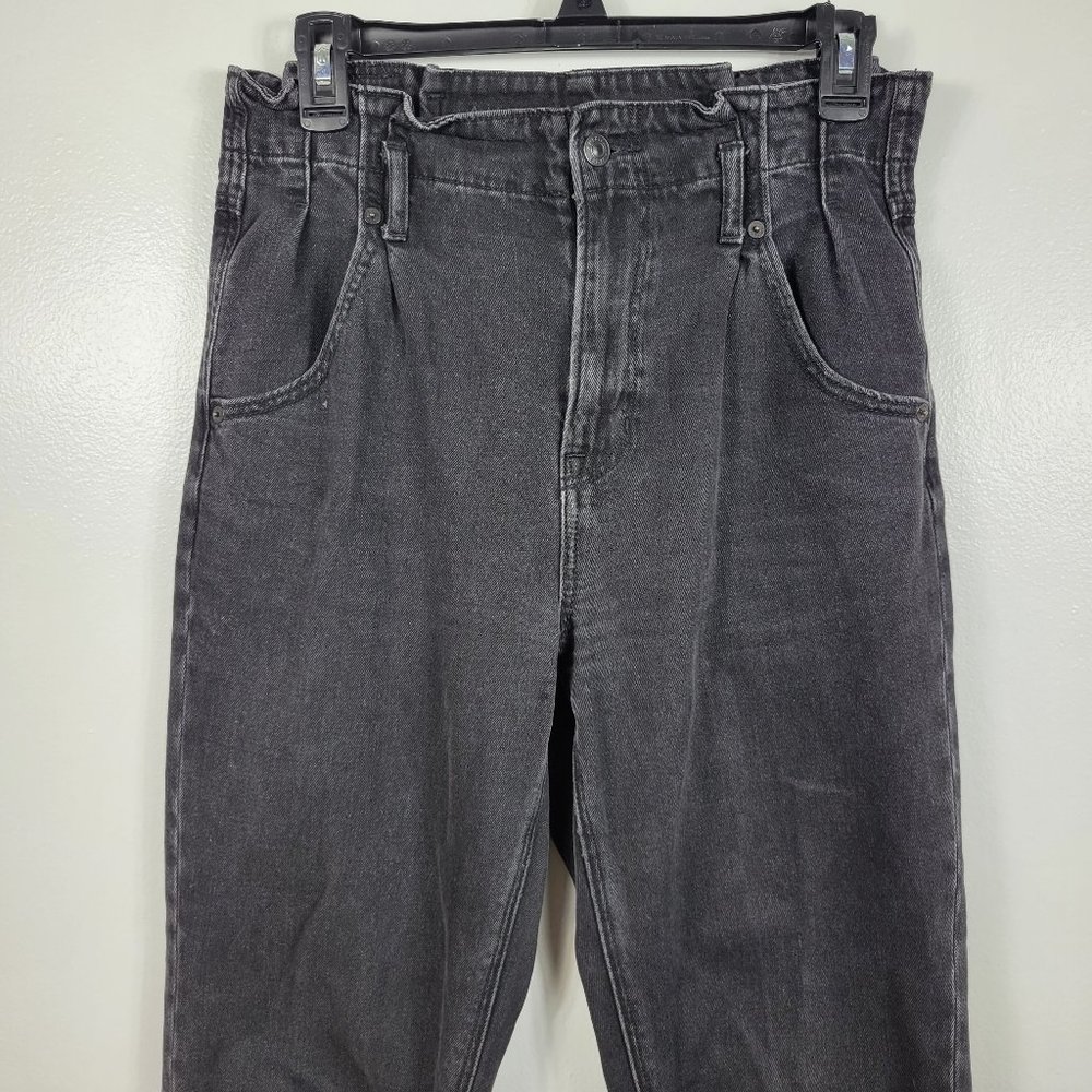 American Eagle  High Rise Mom Regular Denim Jeans - Picture 3 of 11